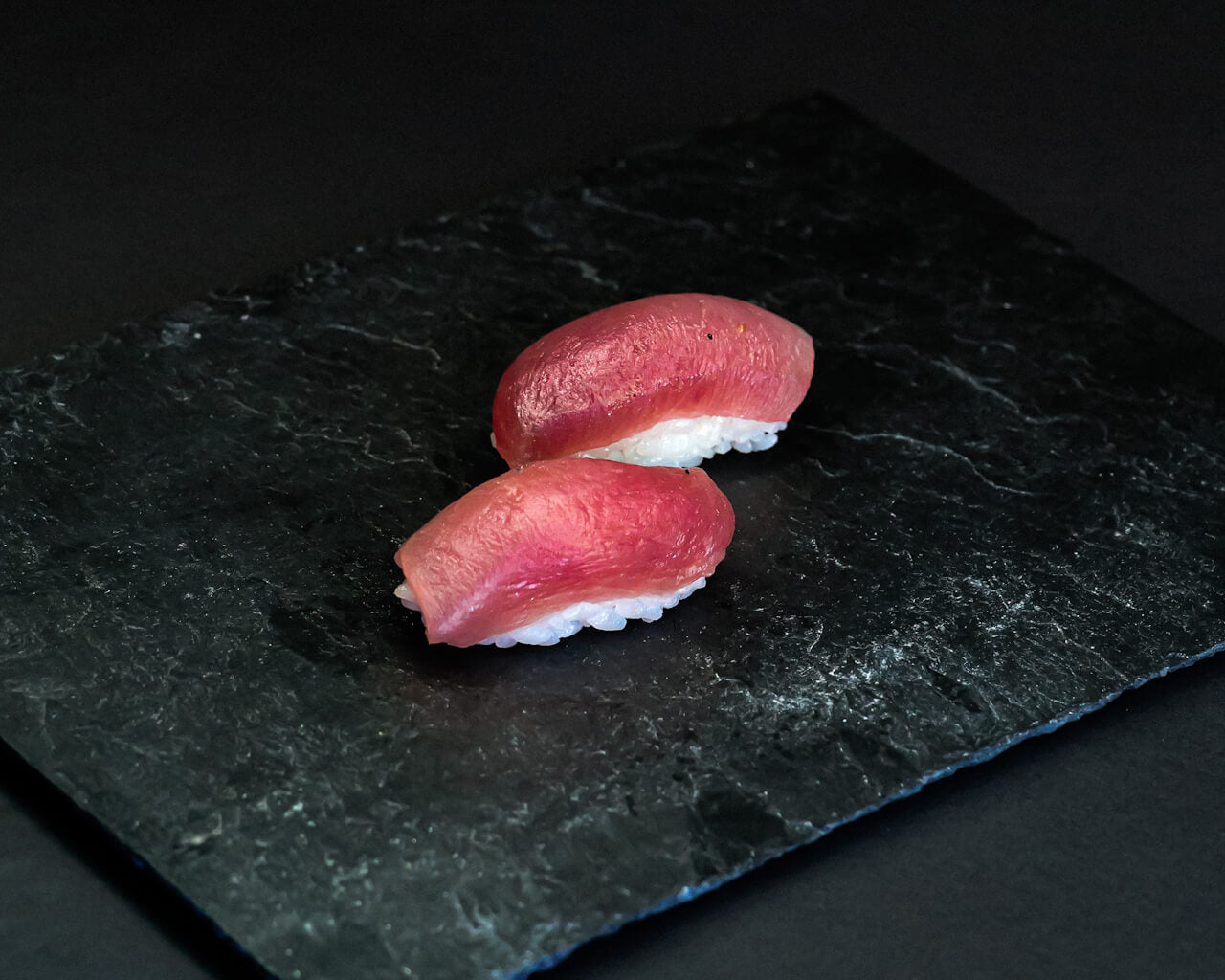 Nigiri Atún (2 piezas)